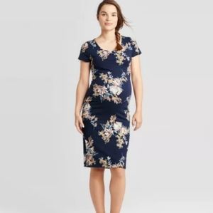 Maternity clothing bundle